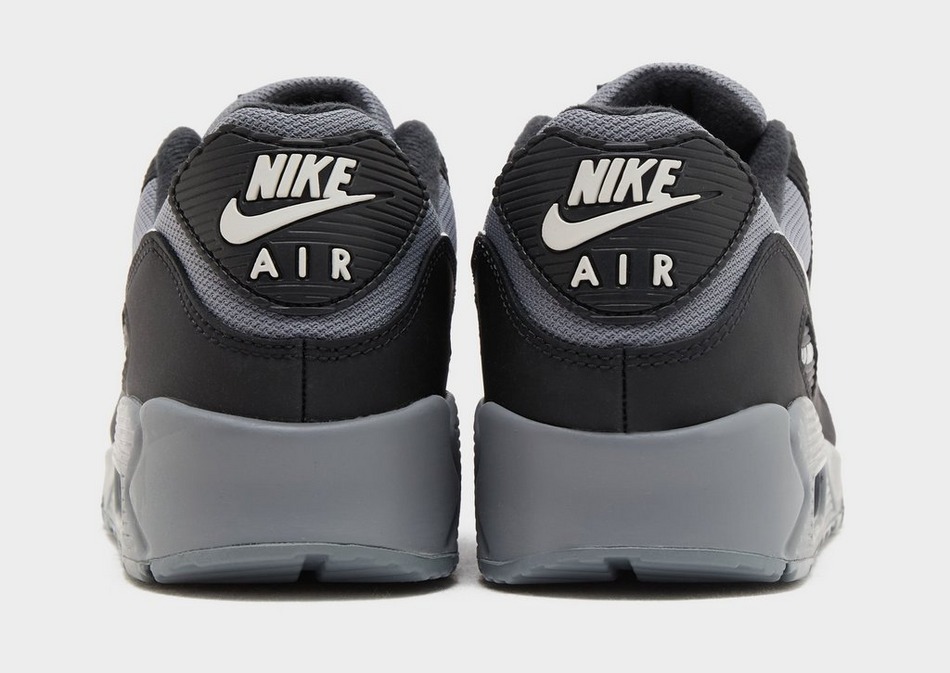 Nike Air Max 90 image